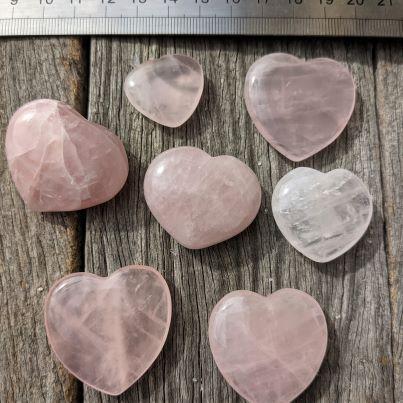 Rose quartz hearts Crystals Soularoma 